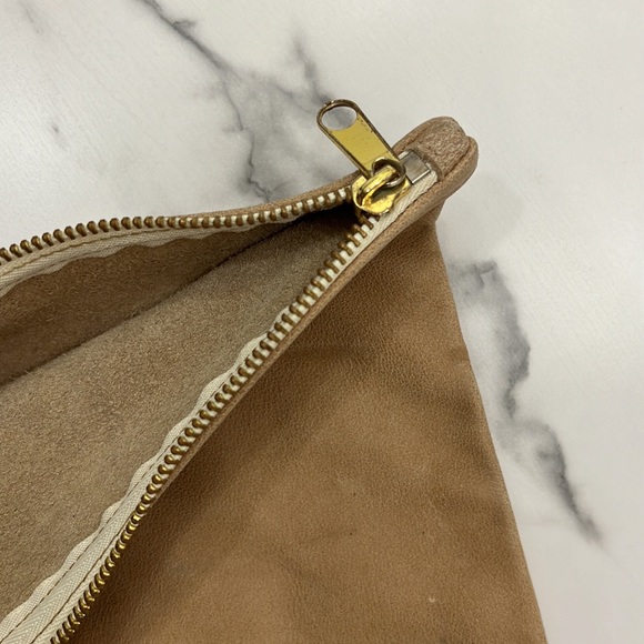 American Apparel 13x9 leather clutch - Picture 2 of 5